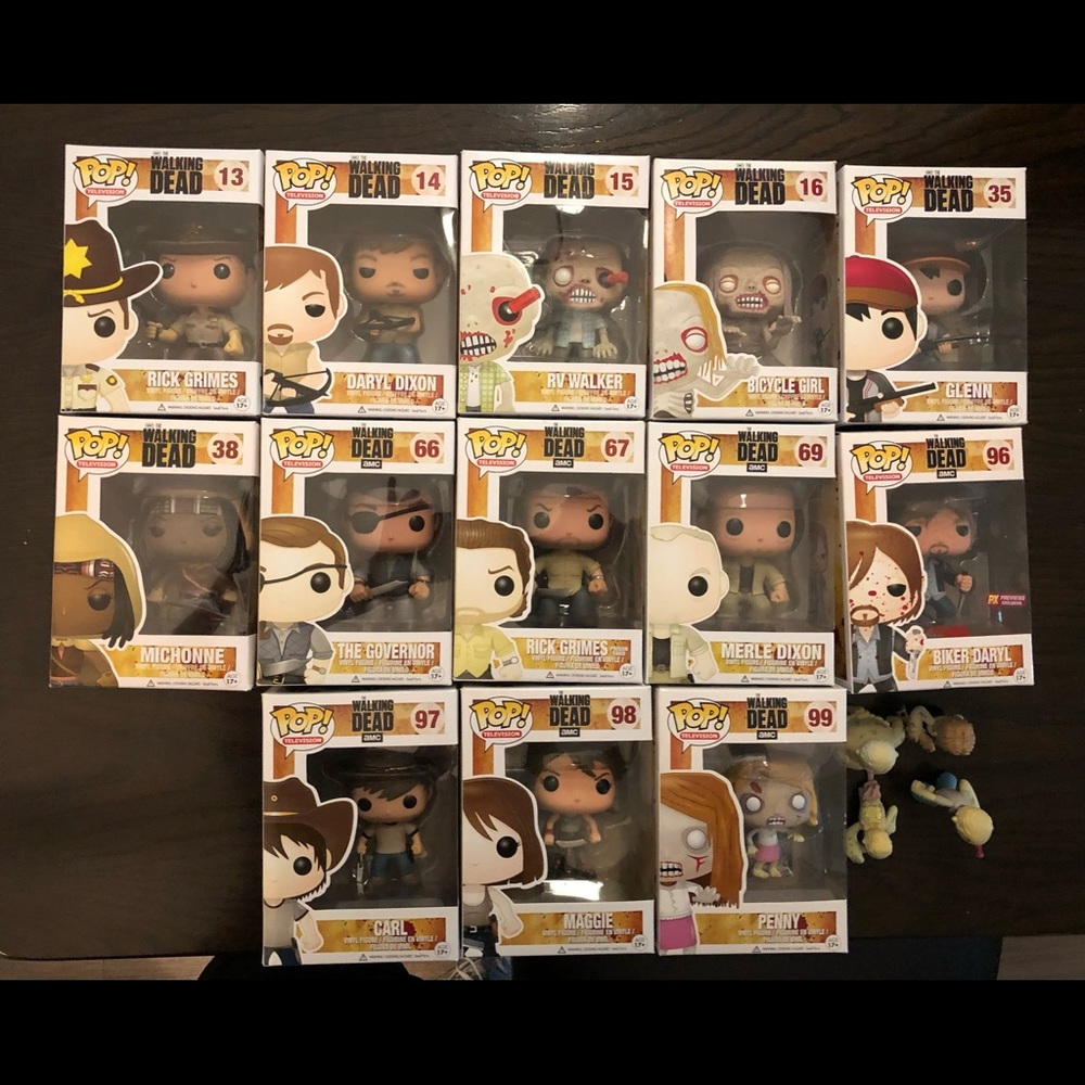 Funko pop! The Walking Dead Funko Pop Lot - 13 total asking $200